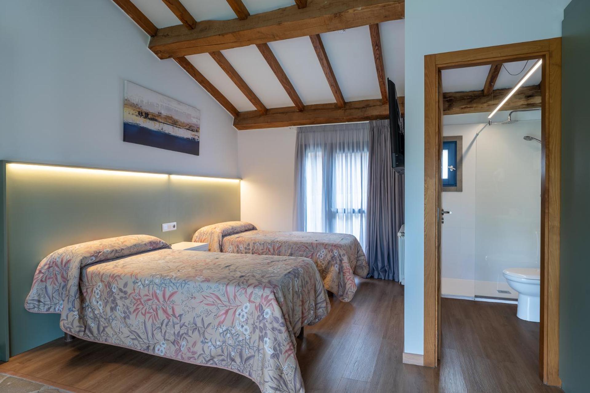 Hotel Casa De Amancio à Lavacolla Extérieur photo